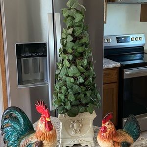 LOVELY FUAX IVY TAPERED TOPIARY (OBO) - MAKE ME AN OFFER!
